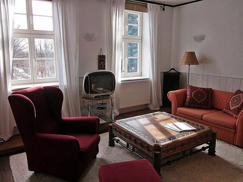 Hotelpension Pfarrhaus Alt Schwerin Kültér fotó